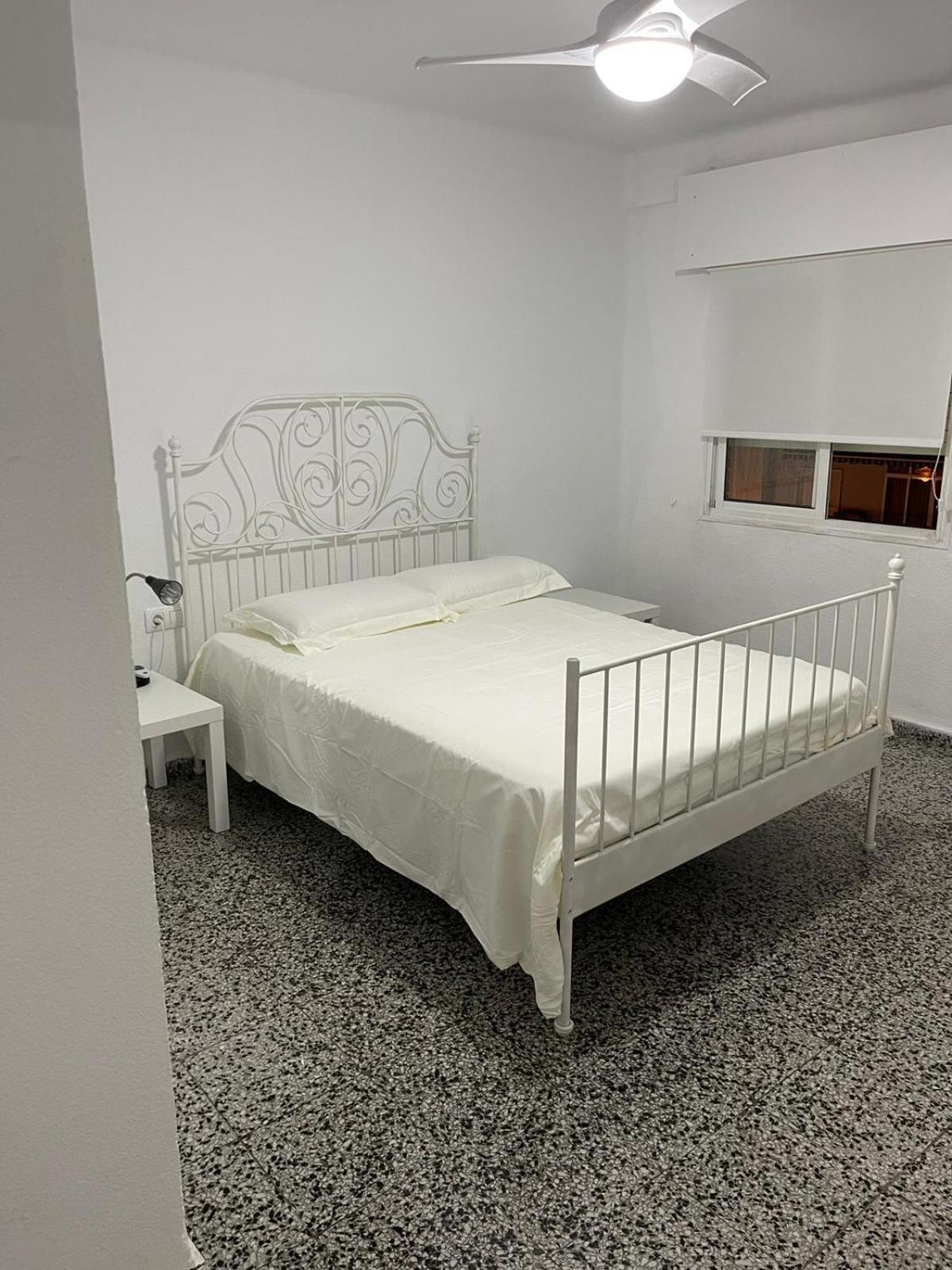 Apartamento De Habitaciones Privadas En El Centro De Malaga Ngoại thất bức ảnh