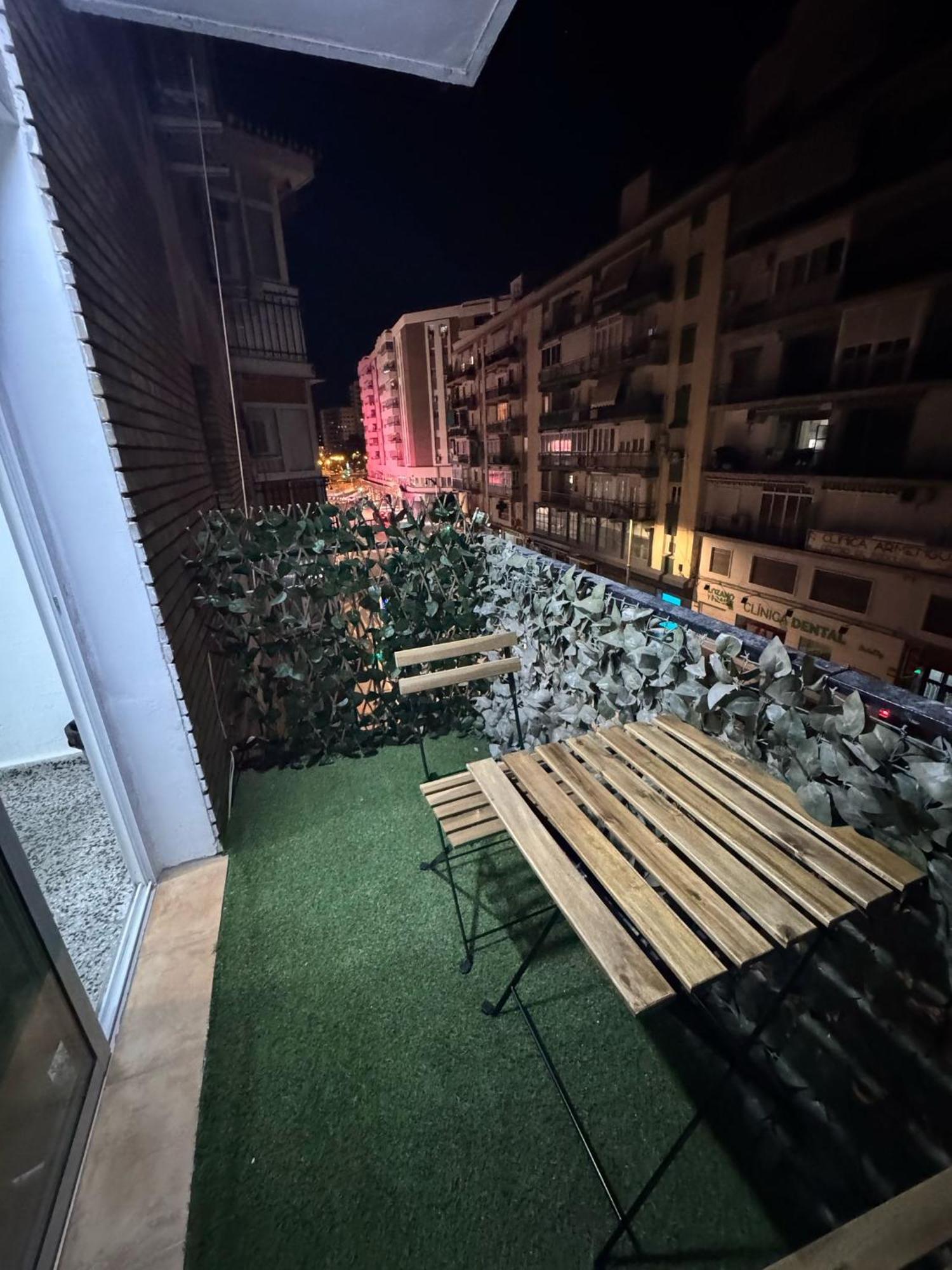 Apartamento De Habitaciones Privadas En El Centro De Malaga Ngoại thất bức ảnh