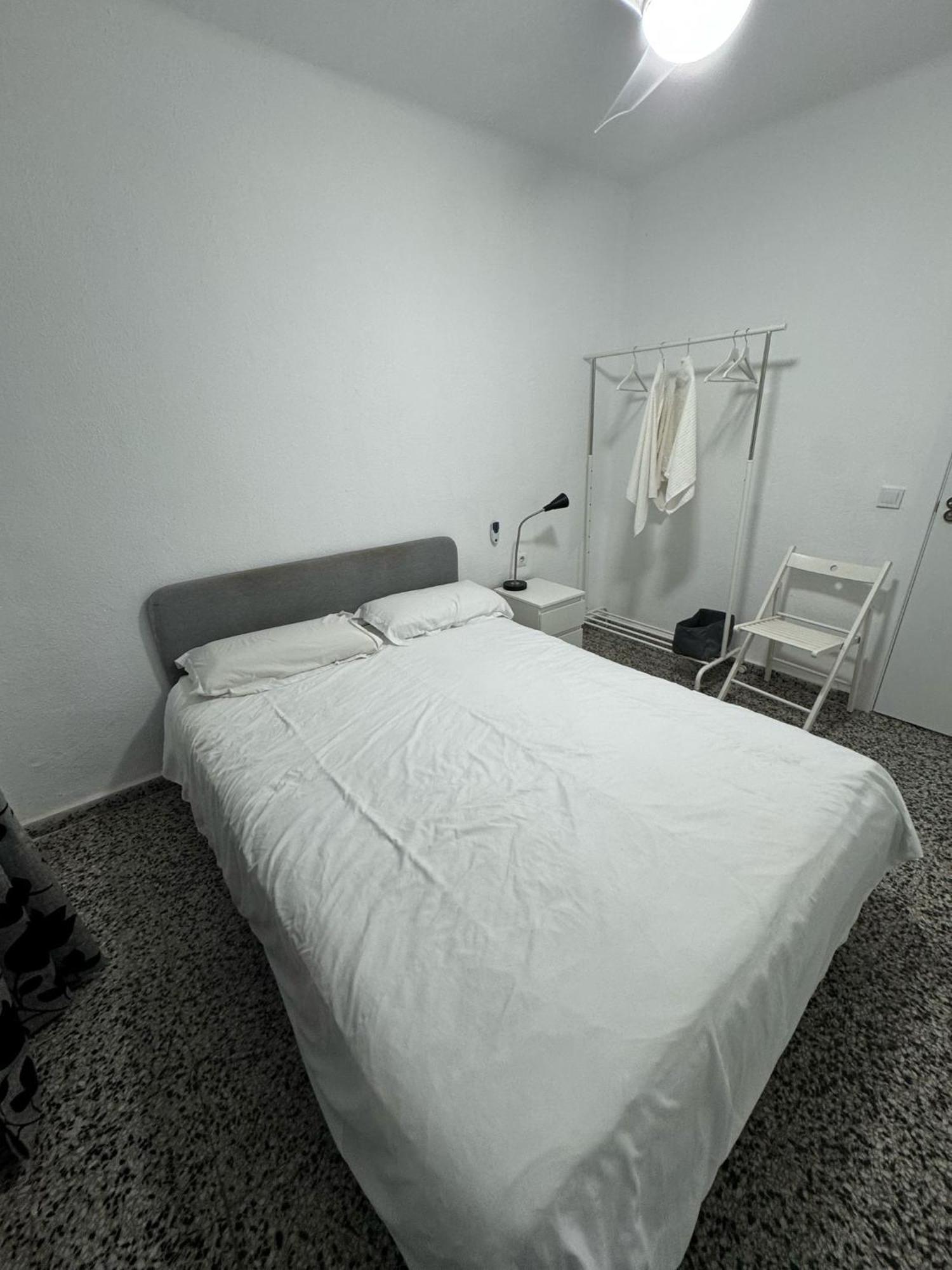 Apartamento De Habitaciones Privadas En El Centro De Malaga Ngoại thất bức ảnh